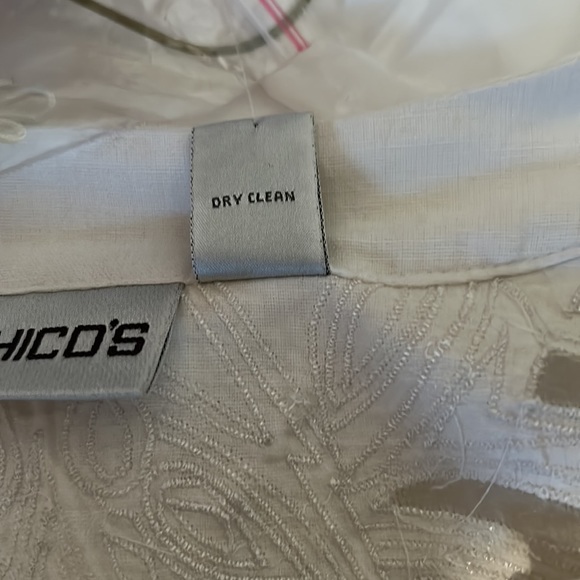 Chicos, sheer Matisse jacket, white, Chicos  size one - Picture 7 of 7